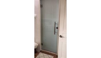 Toilet Entrance Frosted Door
